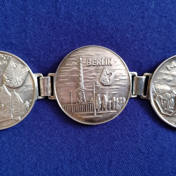 Vintage Germany Bracelet Souvenir Coin Deutschland Rare 7" - Picture 6 of 16